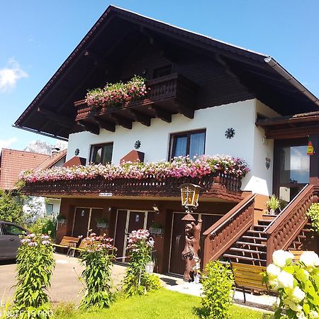 Haus Bergblick Fruehstueckspension Oberort エクステリア 写真