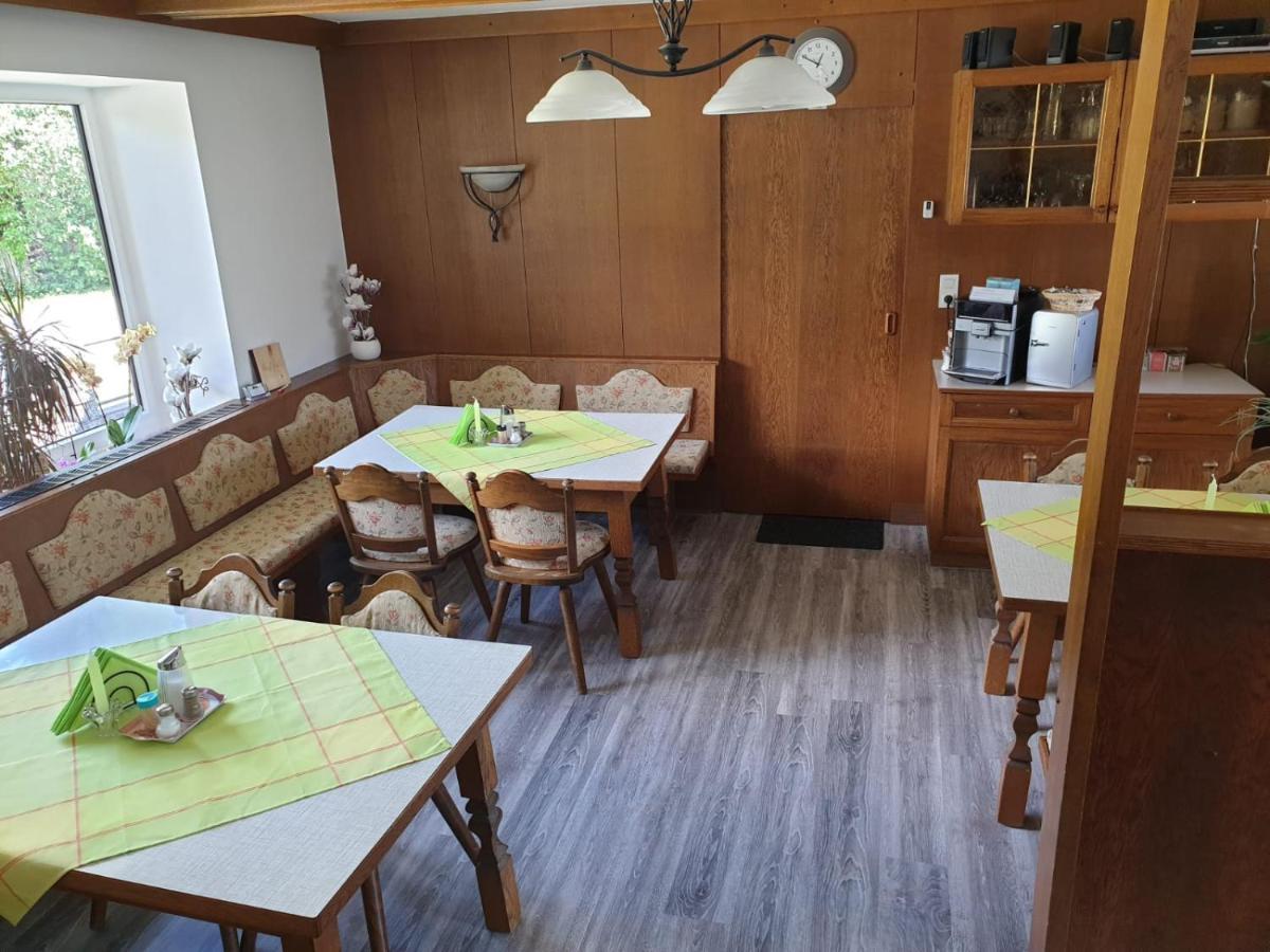 Haus Bergblick Fruehstueckspension Oberort エクステリア 写真