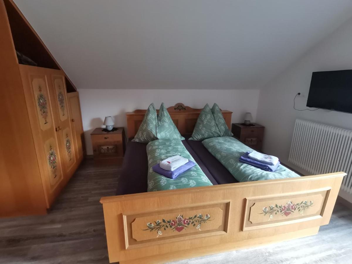 Haus Bergblick Fruehstueckspension Oberort エクステリア 写真