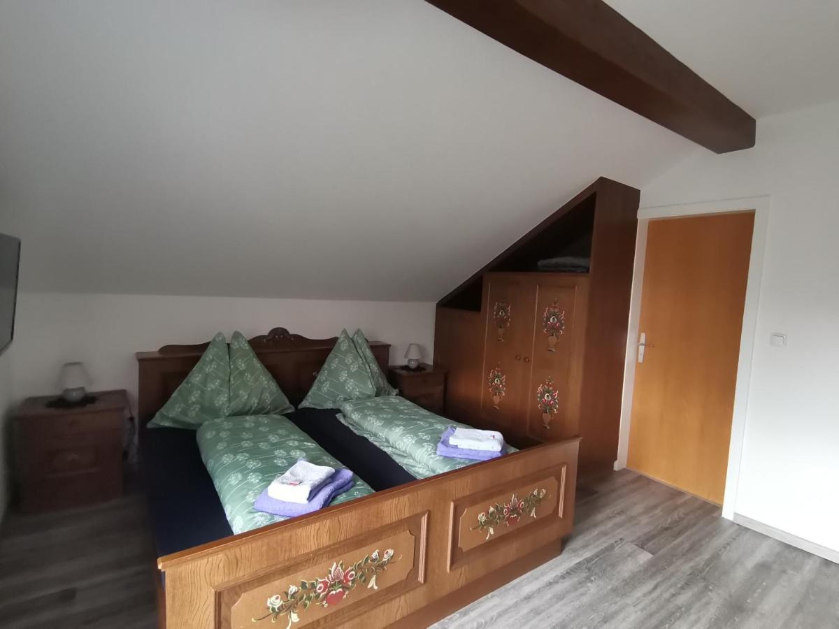 Haus Bergblick Fruehstueckspension Oberort エクステリア 写真