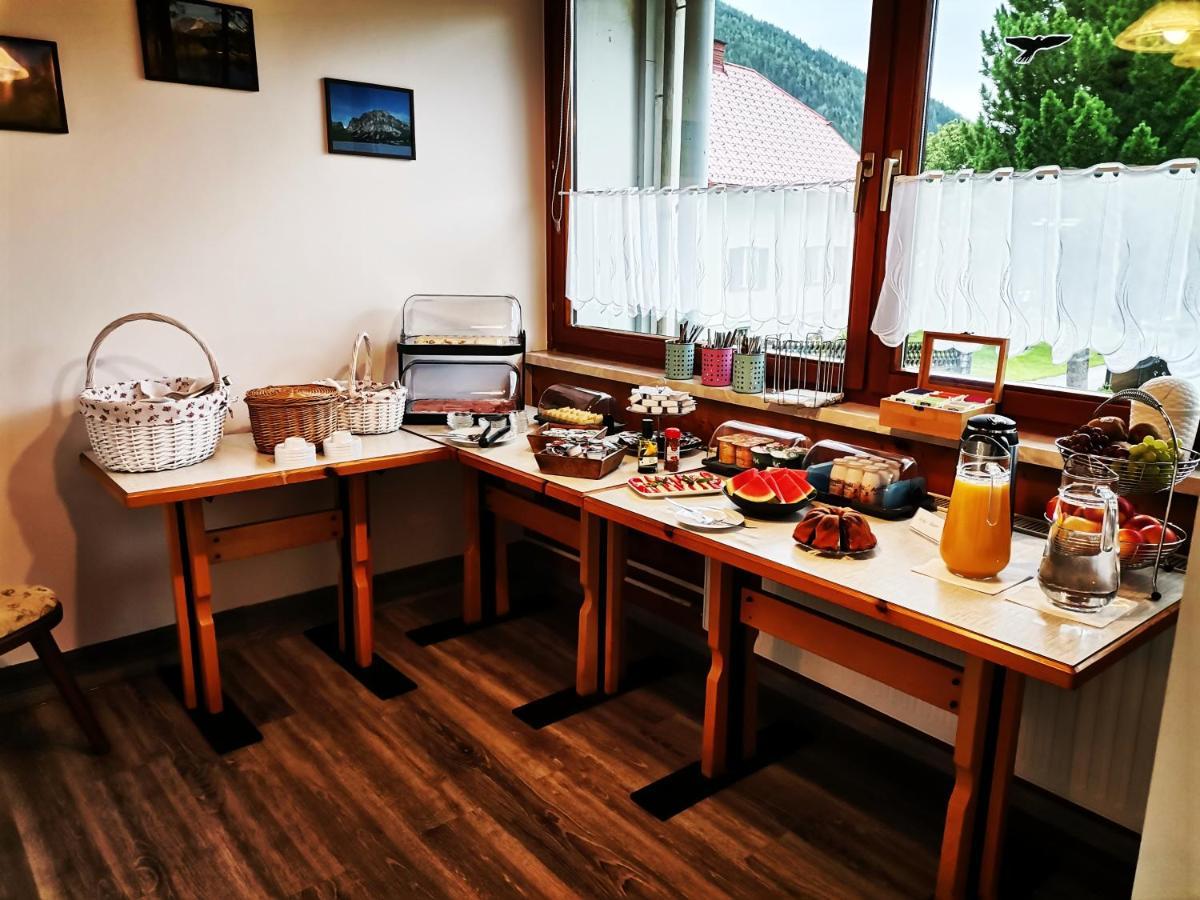 Haus Bergblick Fruehstueckspension Oberort エクステリア 写真