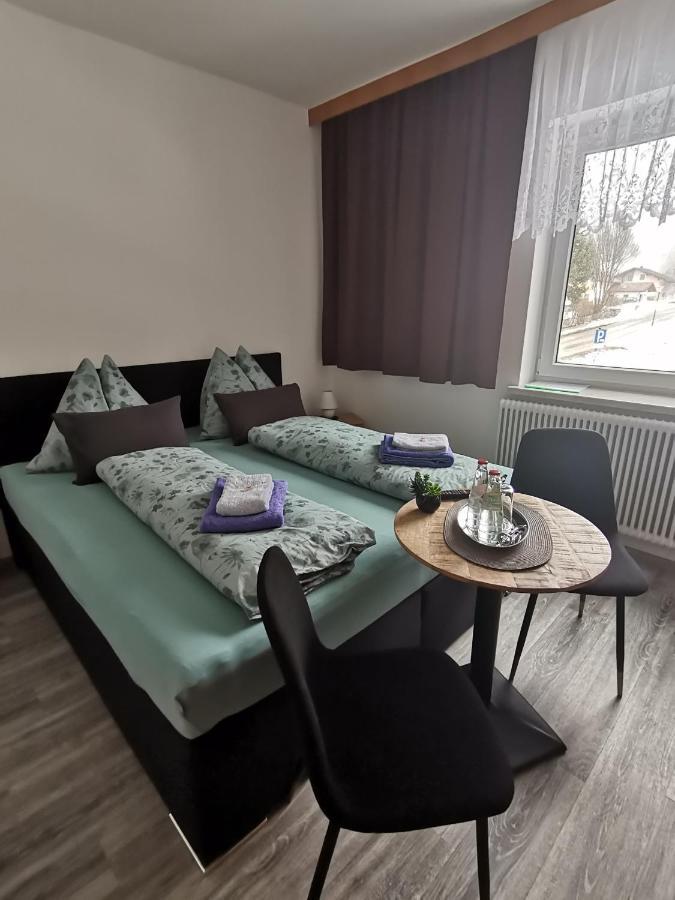 Haus Bergblick Fruehstueckspension Oberort エクステリア 写真