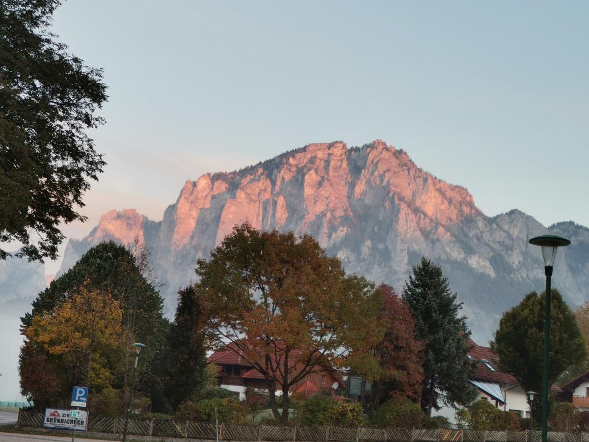 Haus Bergblick Fruehstueckspension Oberort エクステリア 写真