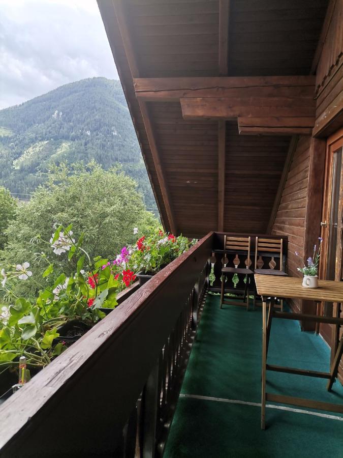 Haus Bergblick Fruehstueckspension Oberort エクステリア 写真